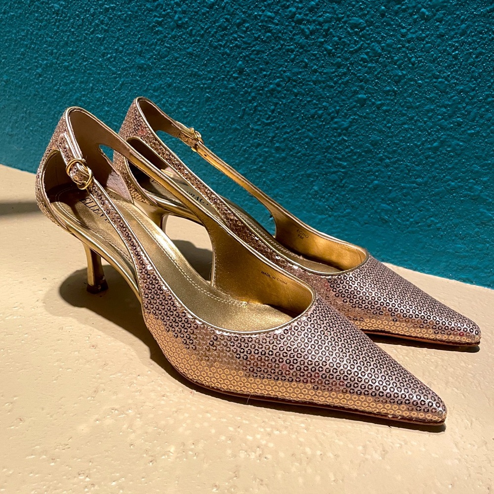 Ellen Tracy Echo Gold Sequin Evening Pumps size 9 NEW NEVER BEEN WORN